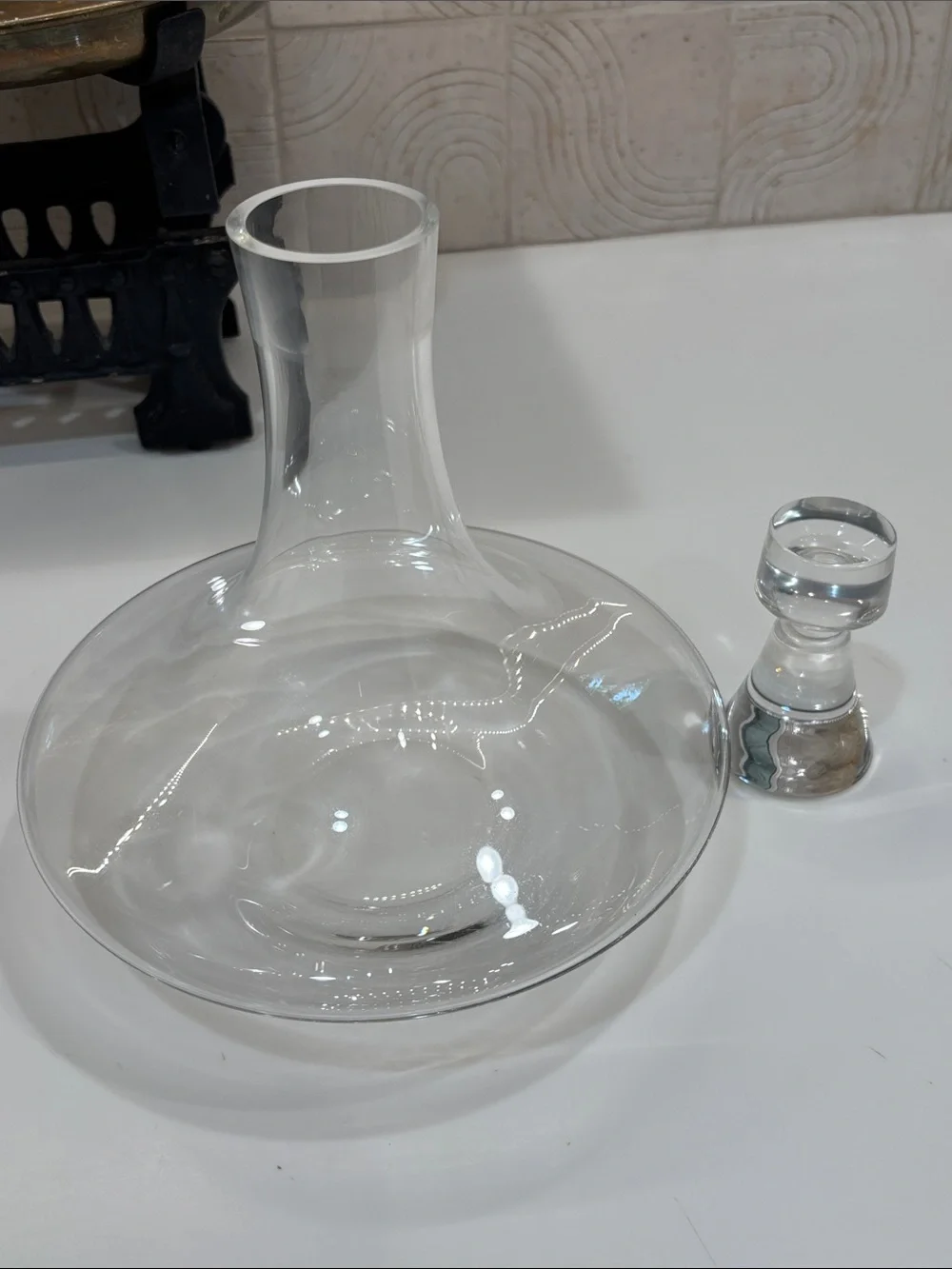 Williams Sonoma Clear Glass Wine Decanter with Stopper
